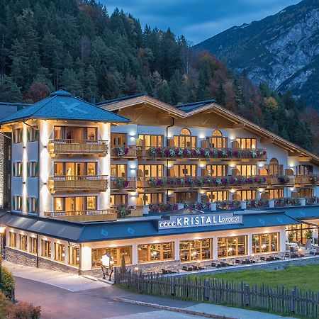Verwoehnhotel Kristall ペルティサウ エクステリア 写真